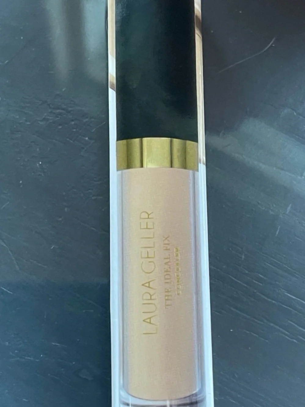 Laura Geller Concealer Stick 03 Light - Warm Beige Shade